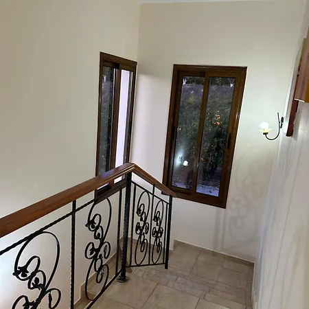 Golden Valley Skoulli