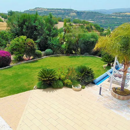 Villa Golden Valley