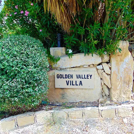 Golden Valley Villa *