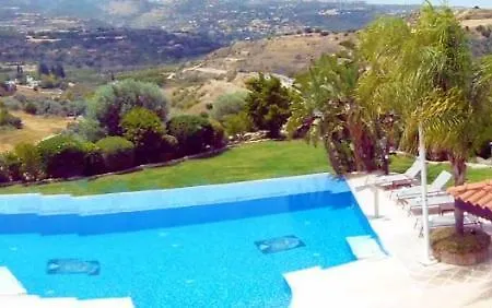 Villa Golden Valley