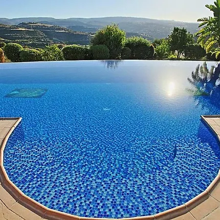 Villa Golden Valley