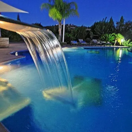 Golden Valley Skoulli