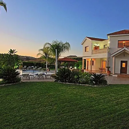Villa Golden Valley