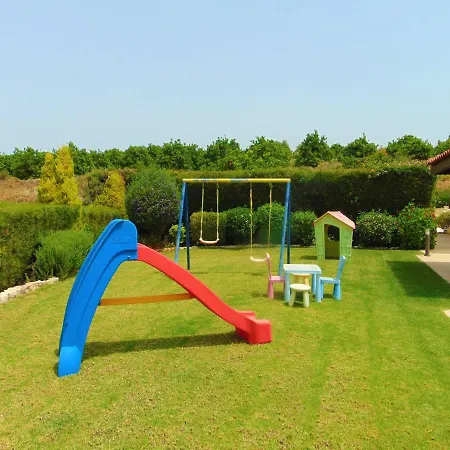 וילה Golden Valley