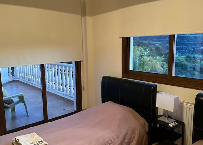 Golden Valley * Σκούλλι